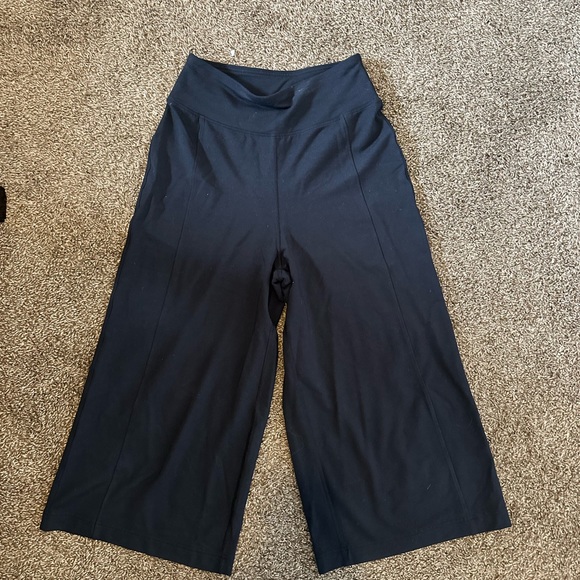 Lululemon Blissed Out Culottes *21" - Picture 3 of 5